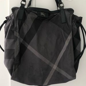 Burberry Buckleigh Birch Grey Nylon CheckTote